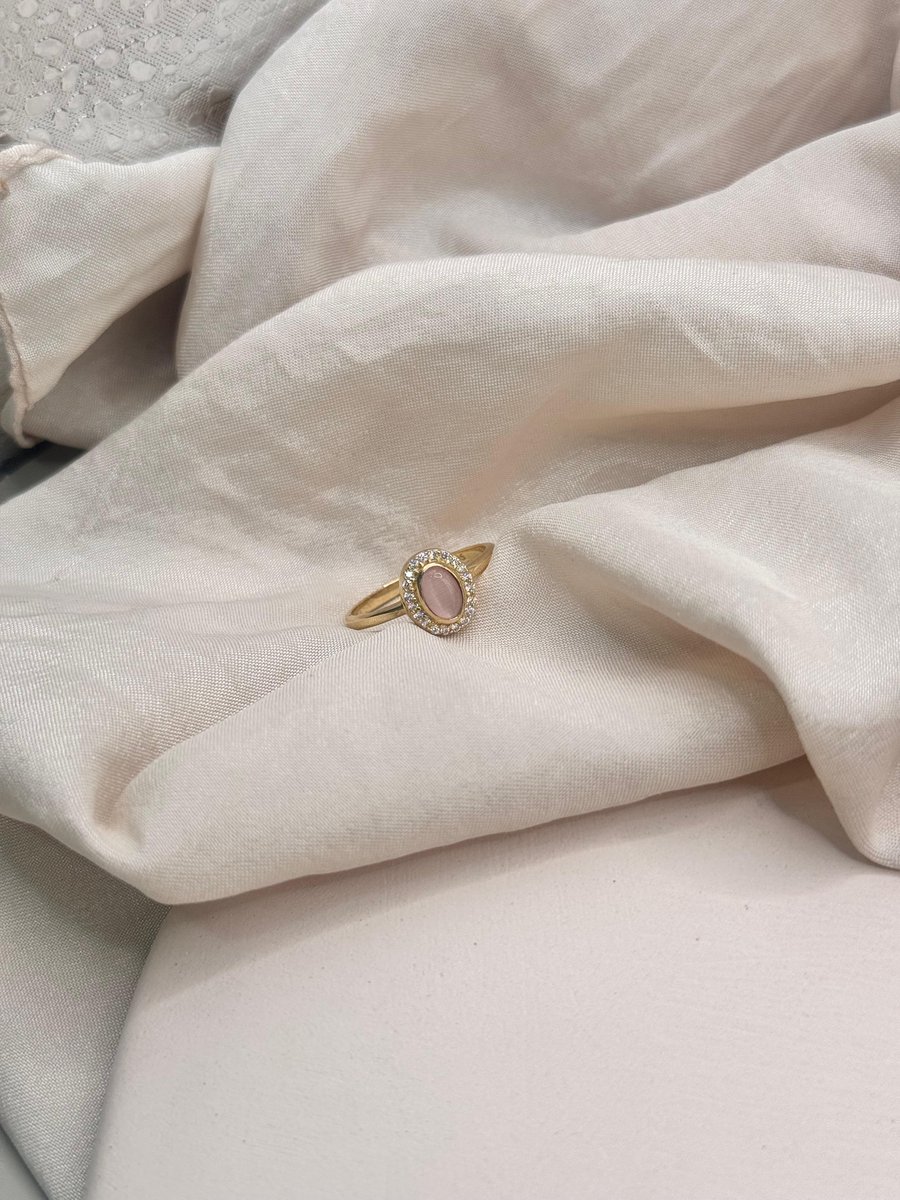 Pembe Taşlı Yüzük