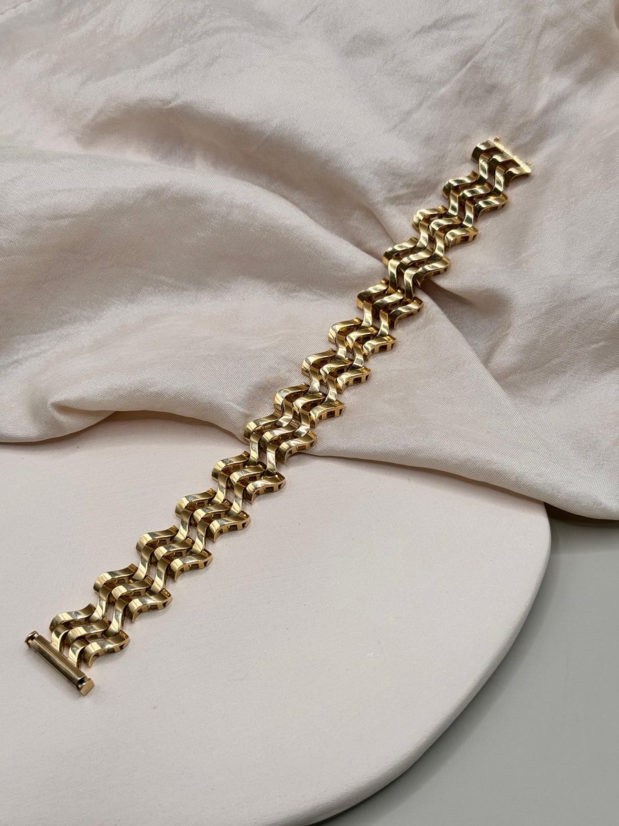 Dalga Formlu Bileklik