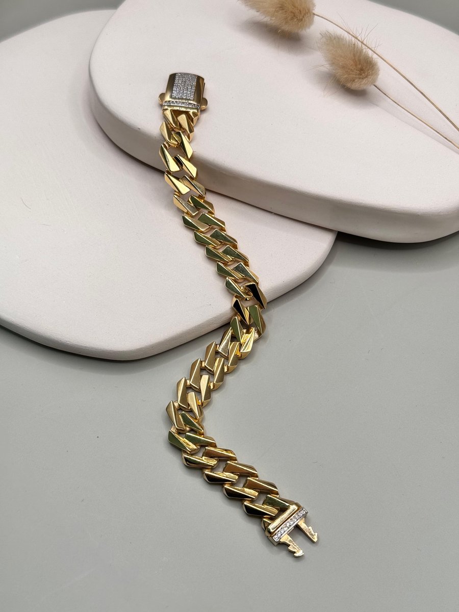 Gurmet Model Bileklik